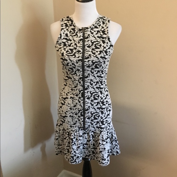 Marilyn Monroe Dresses & Skirts - MARILYN MONROE Black and White Dress